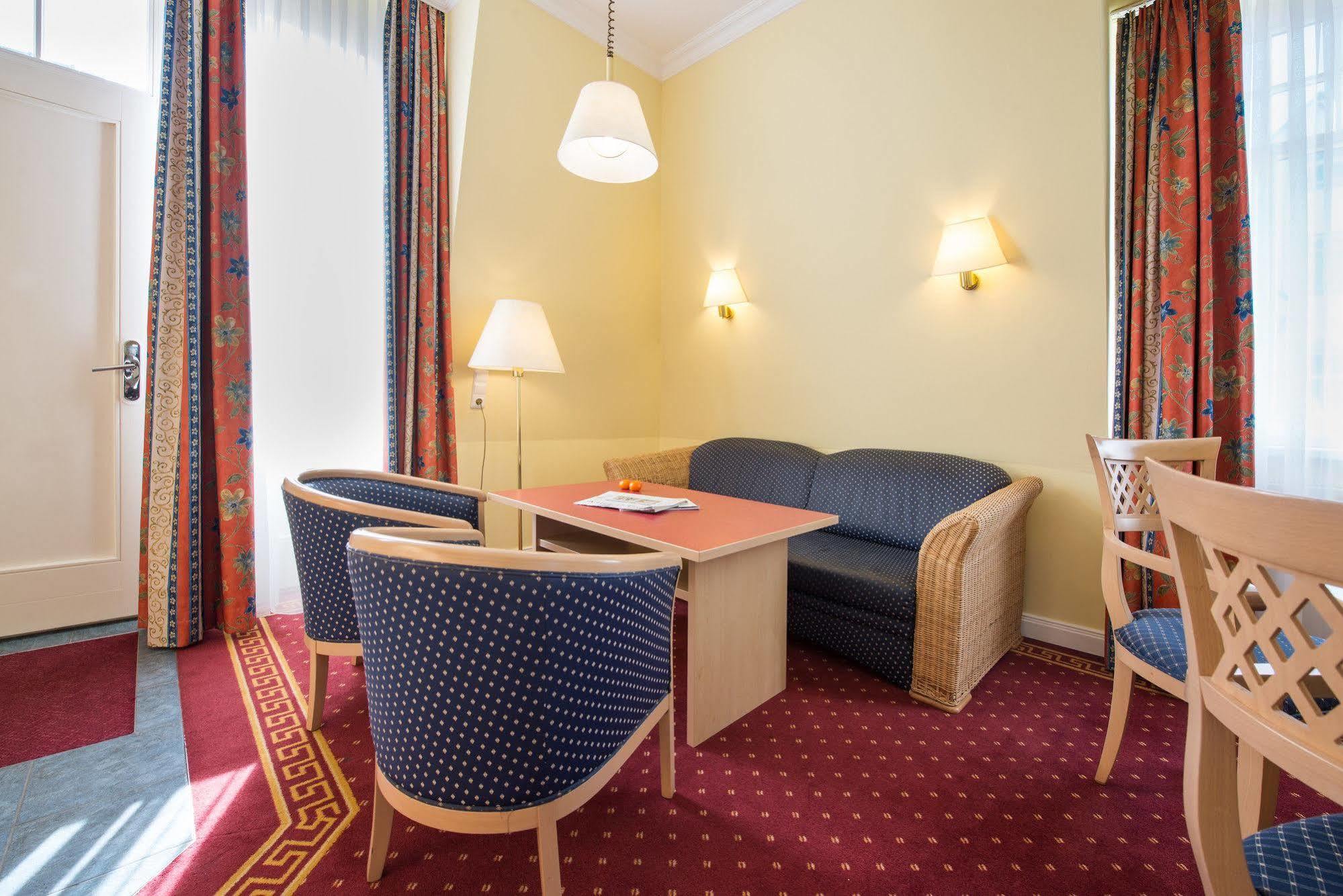 Aparthotel Kuehlungsborn, Villa Am Konzertgarten المظهر الخارجي الصورة