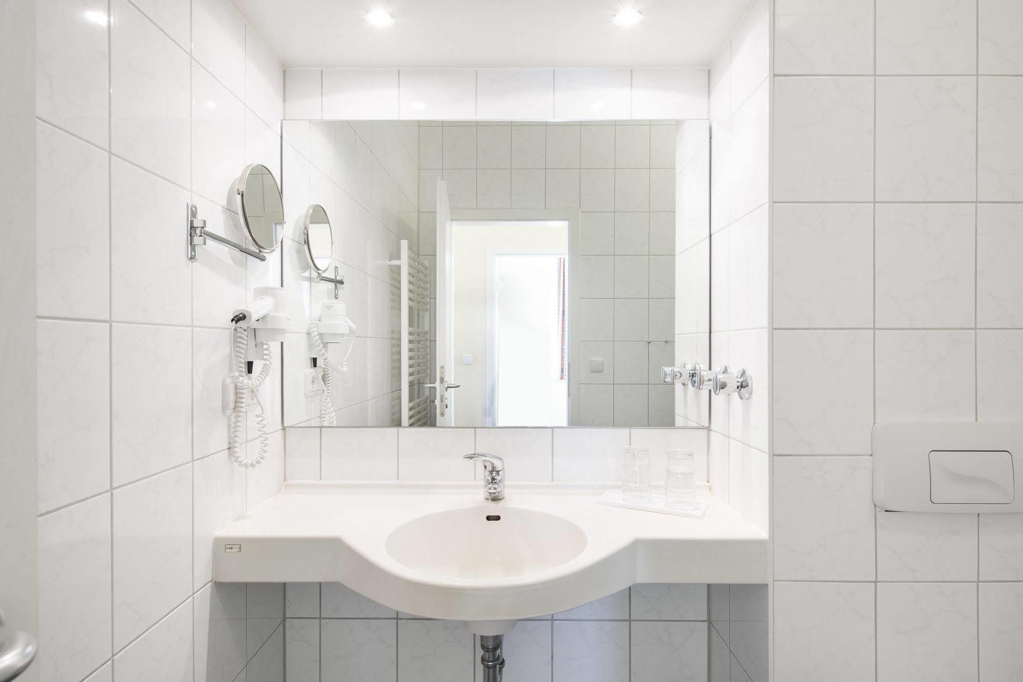 Aparthotel Kuehlungsborn, Villa Am Konzertgarten المظهر الخارجي الصورة